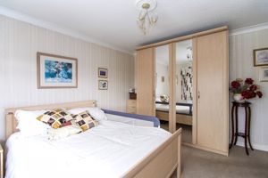 Photo 25- click for photo gallery